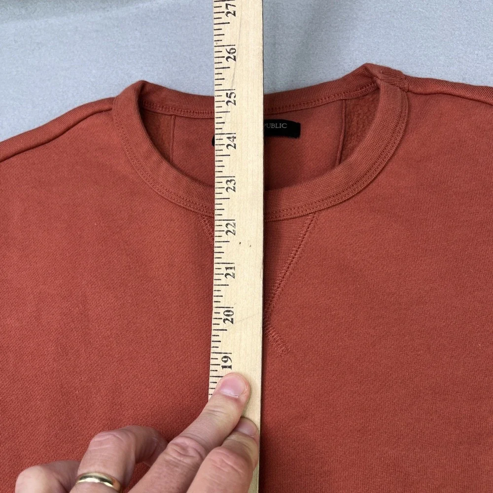 Banana Republic Cotton Blend Midweight Crewneck Sweatshirt (Men's Medium)